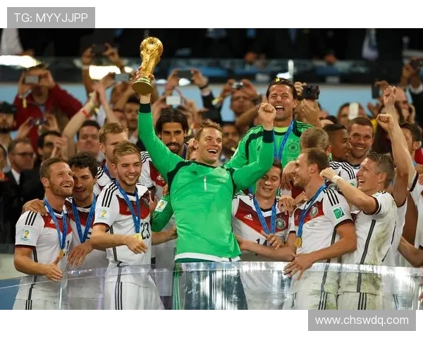 全球足球明星年龄与成就一览了解他们的辉煌历程与个人魅力 全球足球明星年龄与成就一览了解他们的辉煌历程与个人魅力