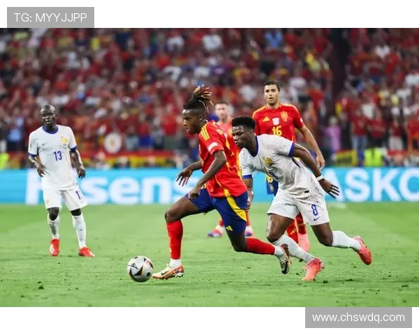 西班牙足球明星盛装出席活动现场精彩瞬间回顾 西班牙足球明星盛装出席活动现场精彩瞬间回顾