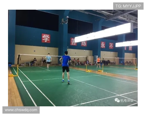 武汉羽毛球队包夹战术揭秘：深度解析其背后的策略与训练秘诀